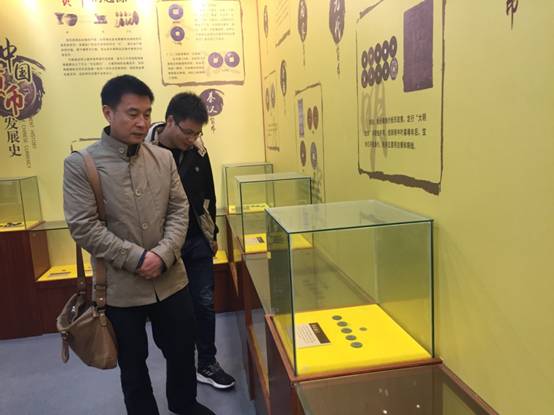 交流促发展,交流促合作共享共赢谋发展