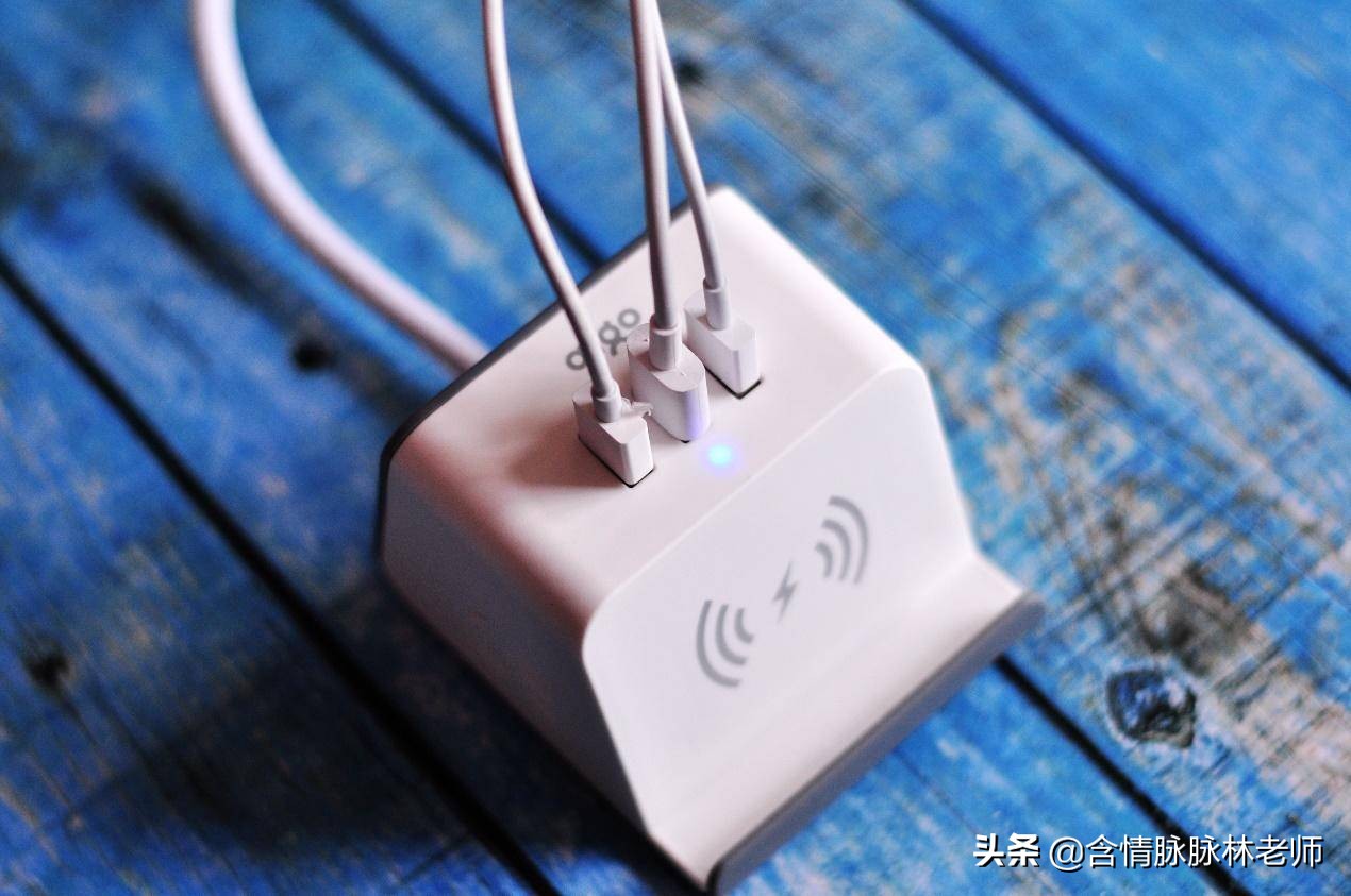 新款国标usb充电插座,5孔插座usb快充