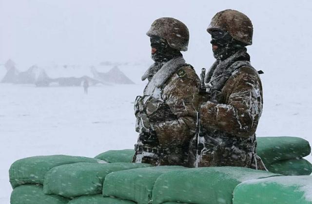 军人站岗内急怎么办,军人站岗腿麻遇到突发情况怎么办