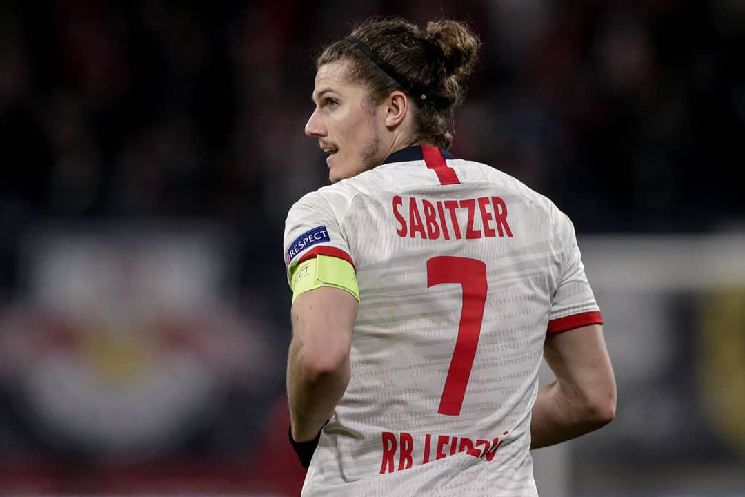 莱比锡红牛弧线远射,莱比锡红牛萨比策