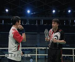 羽毛球手腕发力技巧正手高远球,羽毛球后场高远球挥拍发力细节