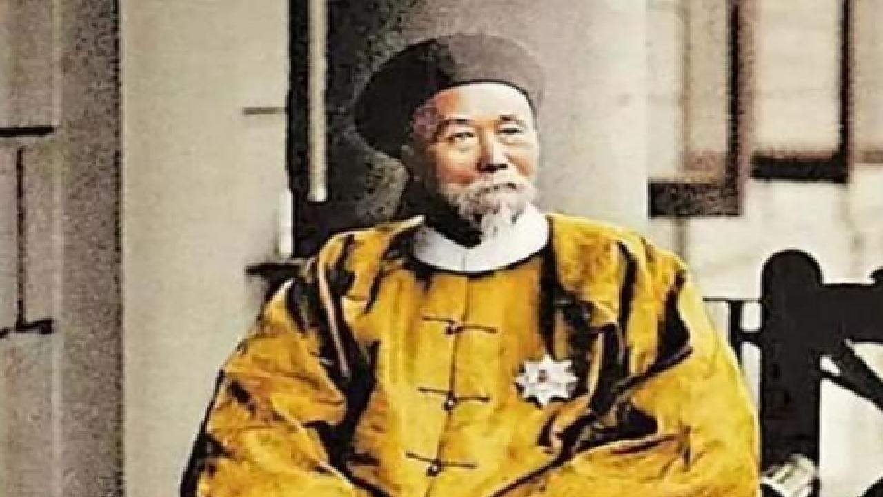 韩国人眼中的朝鲜国旗,朝鲜国旗和韩国国旗对比