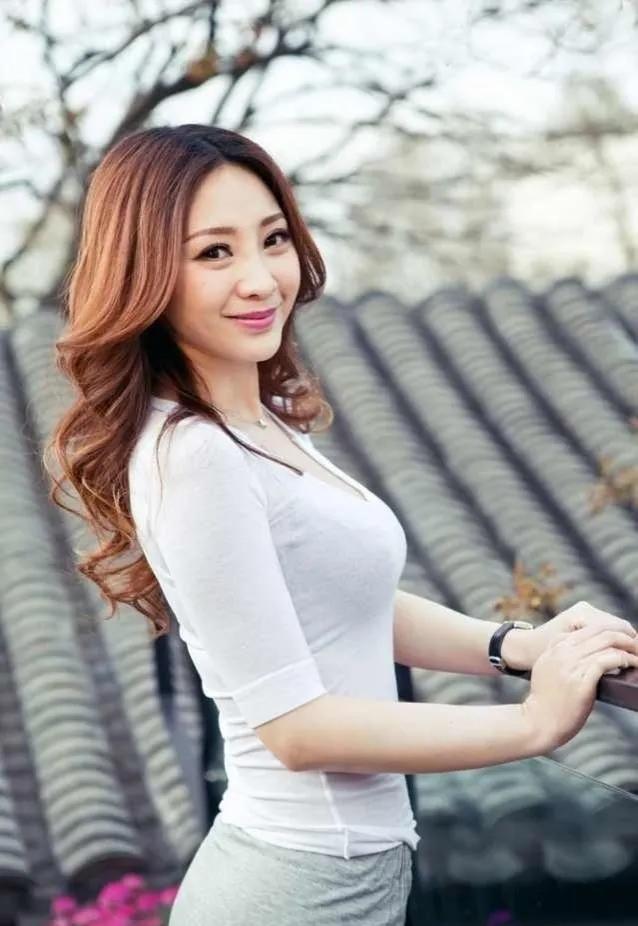 柳岩成名前那些破事儿,柳岩的辛酸史电影