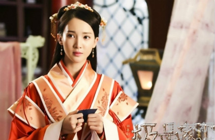 这本小说是作者的封笔之作,火遍全网,真正书写了一举成名的传奇