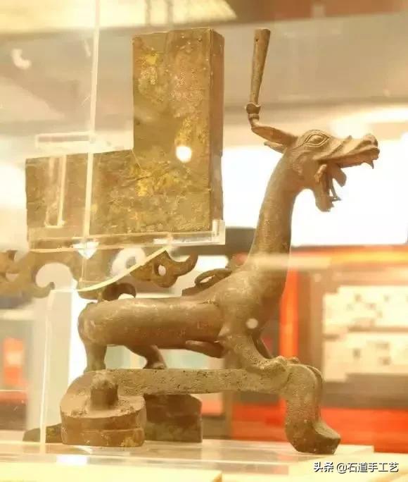 国家*物文**局说，这64件国宝永久禁止出国展览