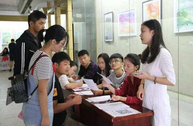 大学生考试千万别作弊，这7个“处分”很严重，有可能会影响一生