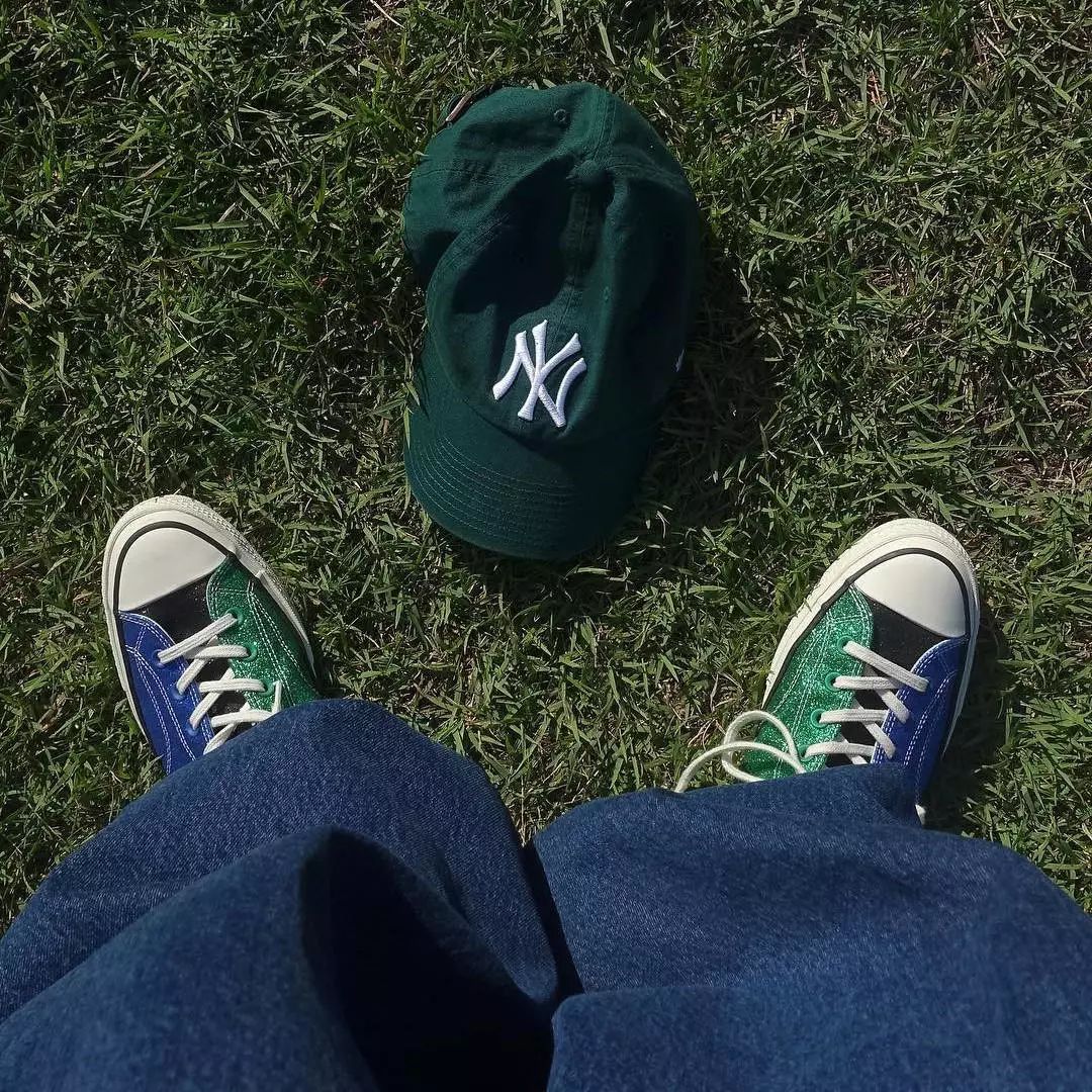 欧阳娜娜穿匡威经典款,匡威高帮帆布鞋欧阳娜娜