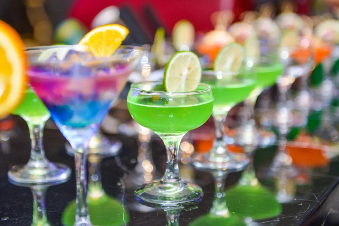 低度酒运营方案,低端白酒创业项目名称大全