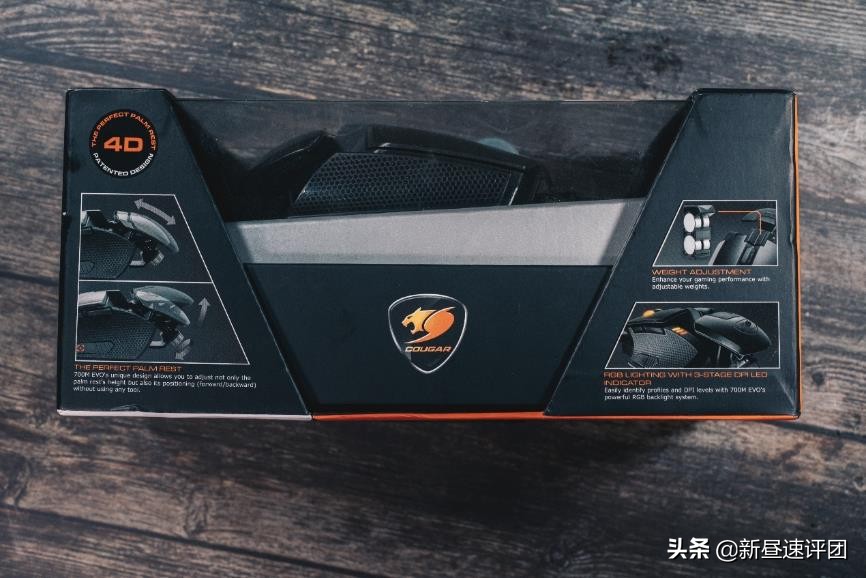 PMW3389加持，模块化设计鼠标骨伽700MEVO评测