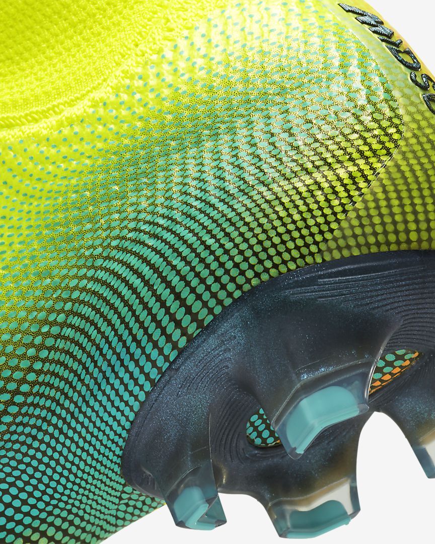 最新c罗战靴,c罗最新战靴曝光