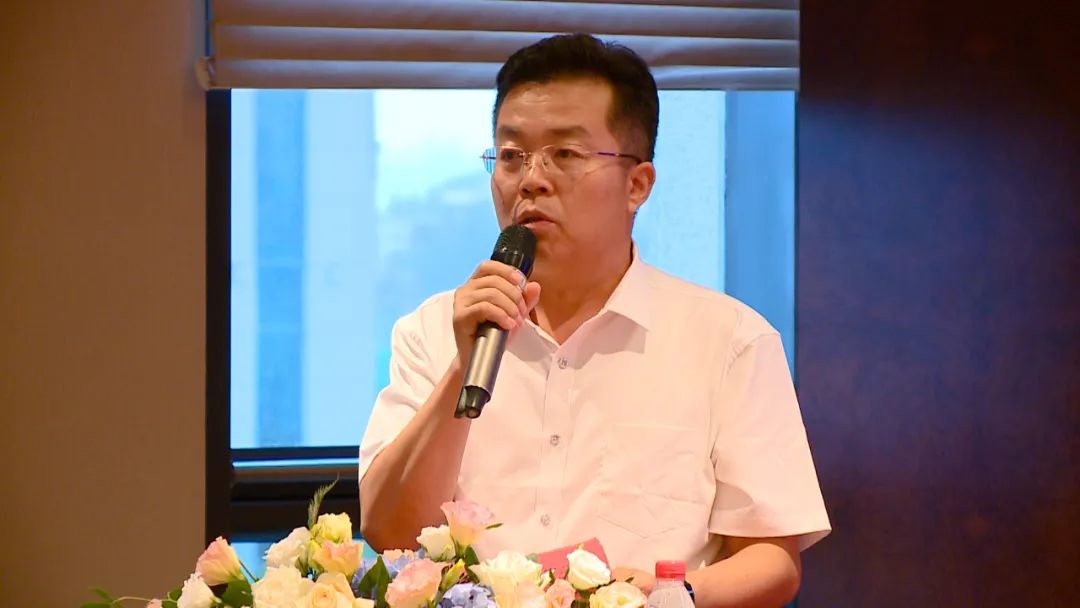 谈笑凯歌还致敬来时路——济南银丰国象队庆功会旁记