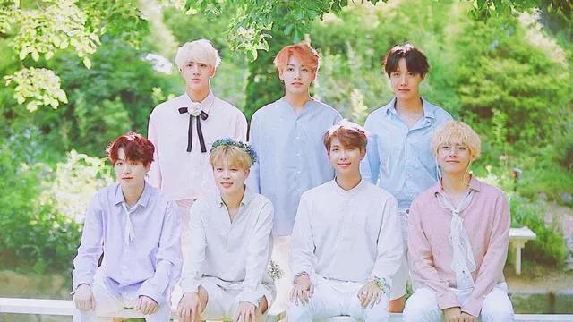 多次辱华的“伪娘”团体，究竟谁在背后为其疯狂