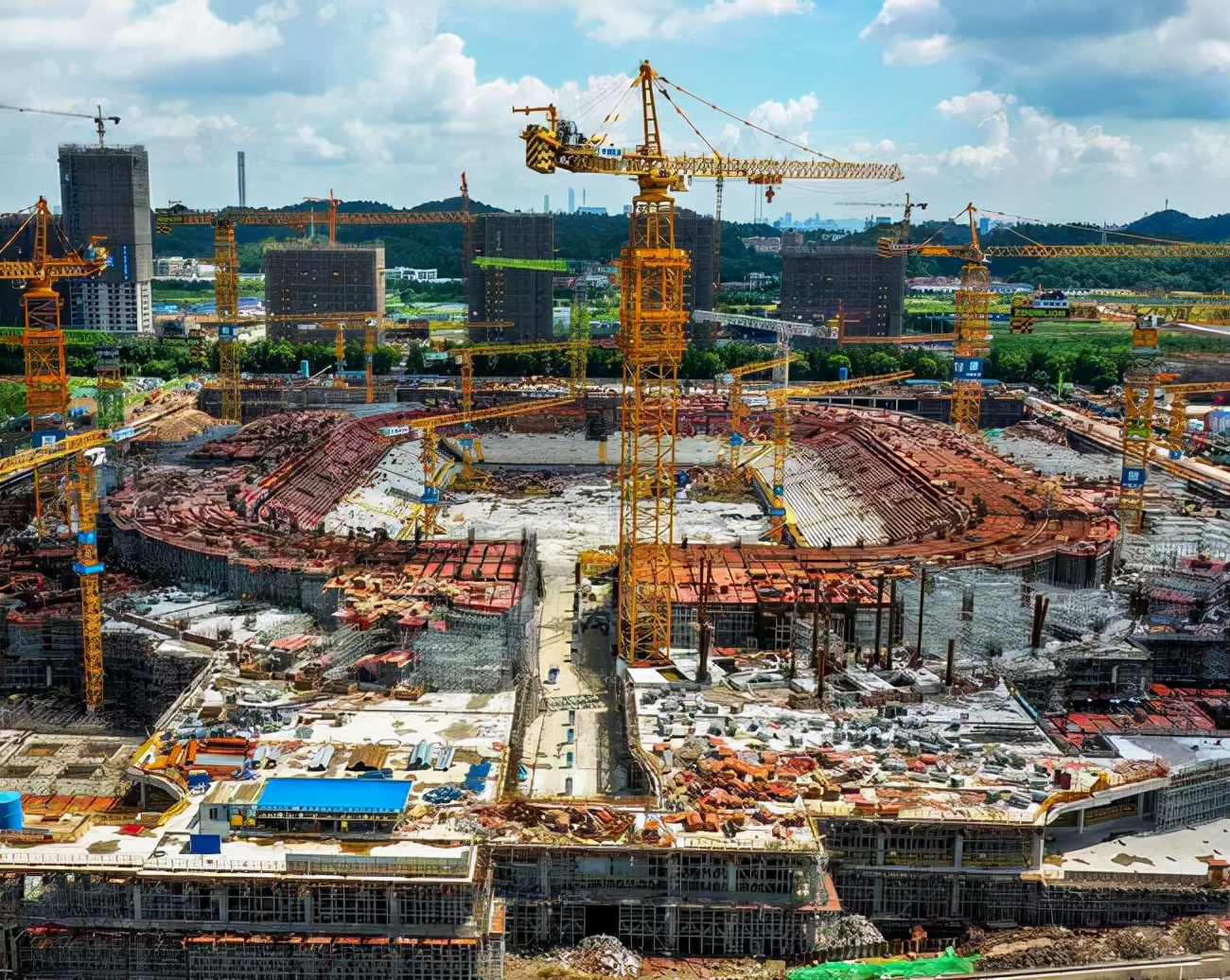 广州南站的现状,广州南站算不算规划失败