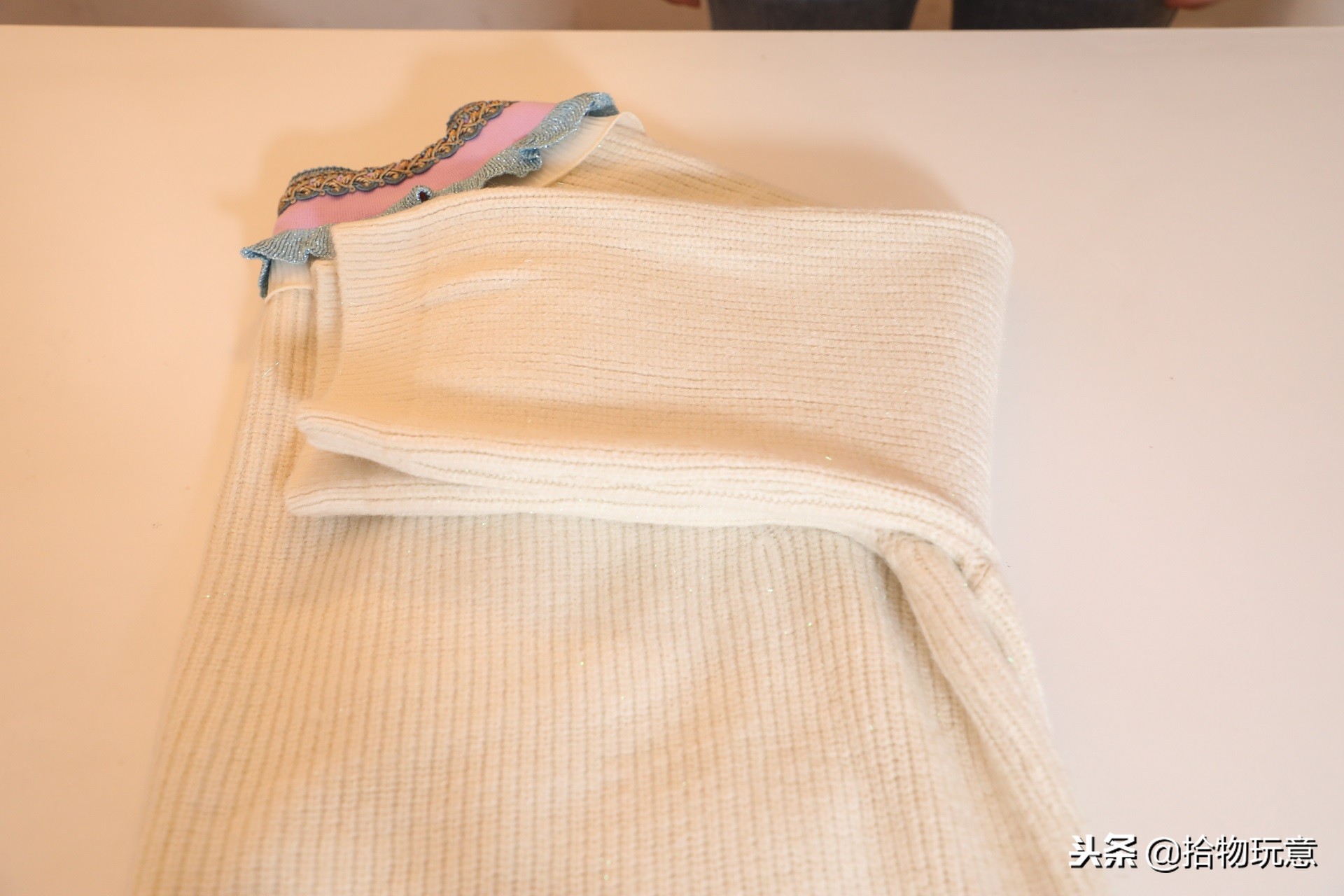 叠衣服整理妙招,叠衣服上衣收纳整理技巧