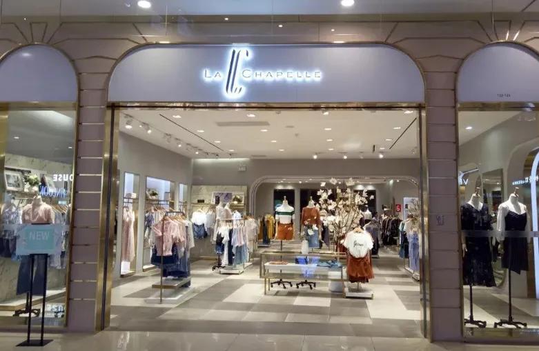 拉夏贝尔的吊牌黑色还是白色 (拉夏贝尔什么时候开始卖吊牌的)