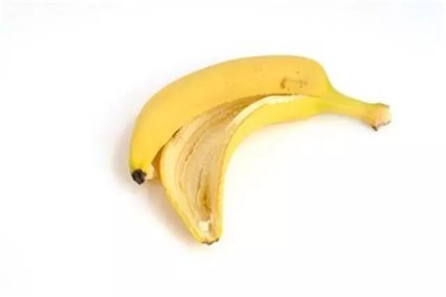 饮水机里的水有异味怎么办,饮水机时间长了有塑料味怎样去味