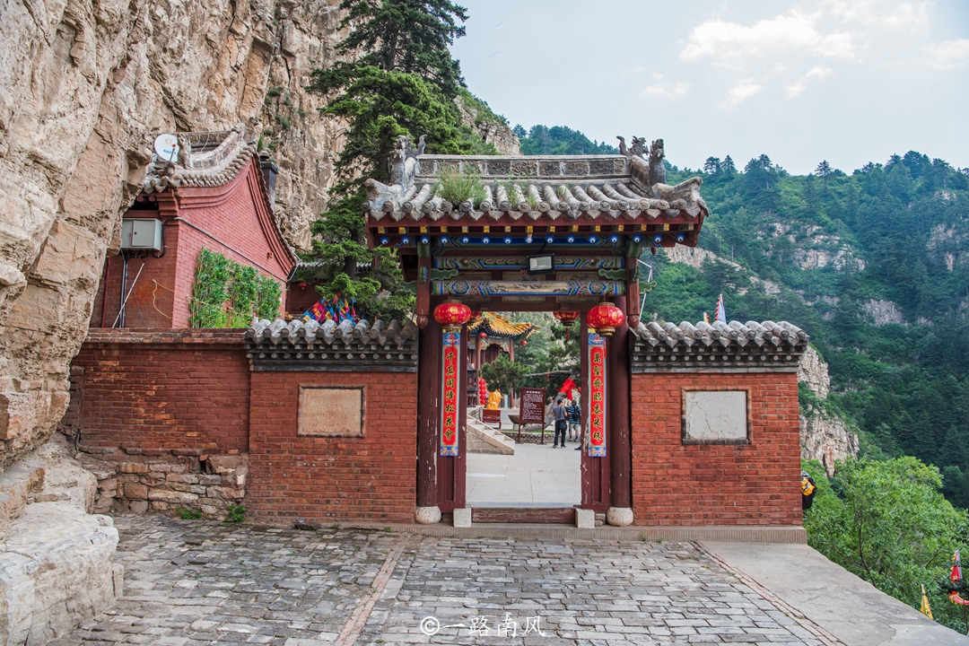 恒山避暑,山西五岳恒山算名胜古迹吧