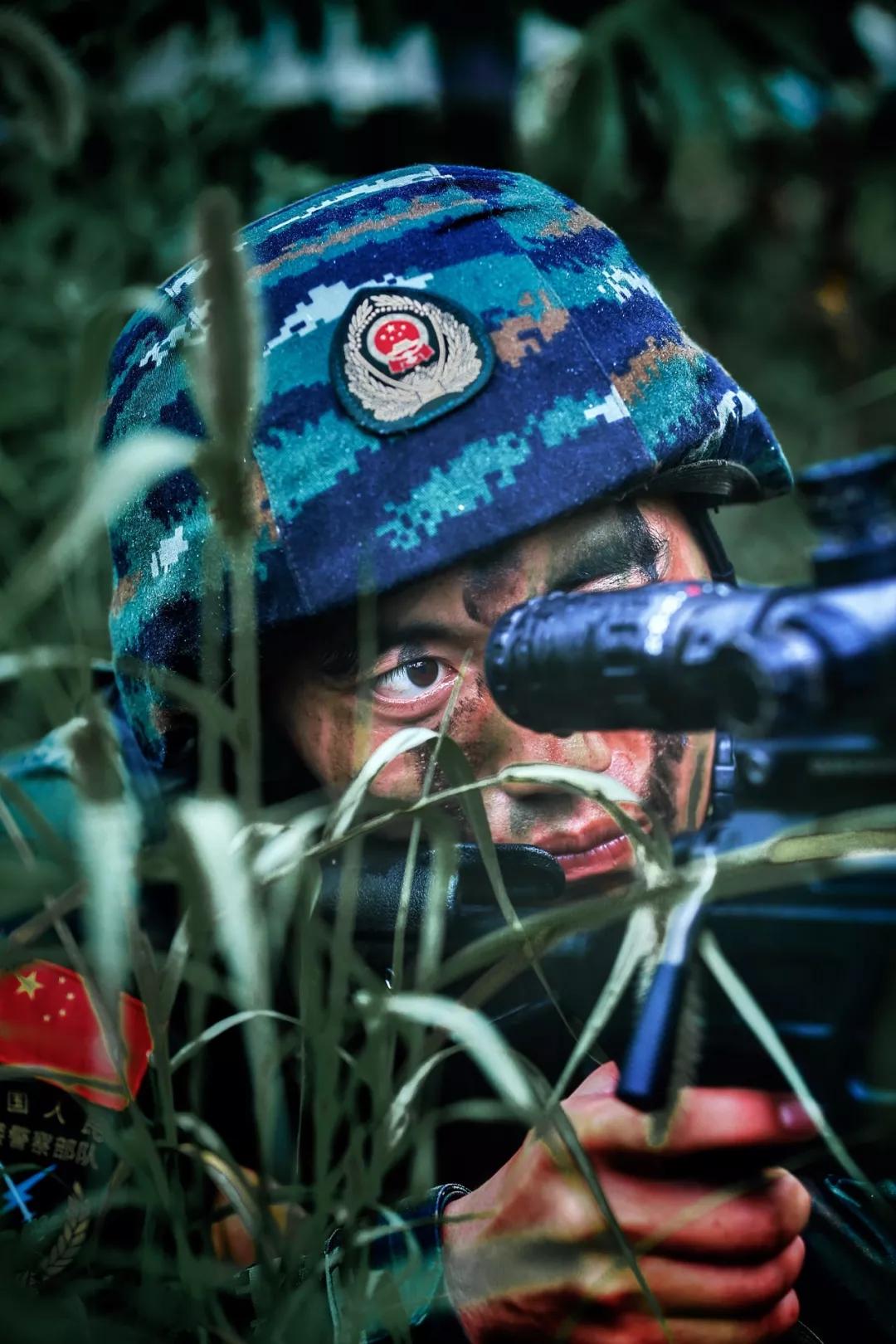 中国*警武**！是时候上头条了