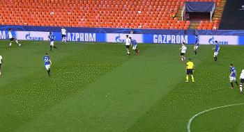 费兰托雷斯任意球破门,费兰托雷斯首秀表现