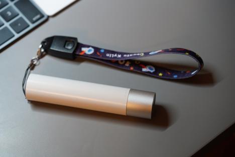 辨别苹果充电器快充,什么设备能测试苹果充电器的真假