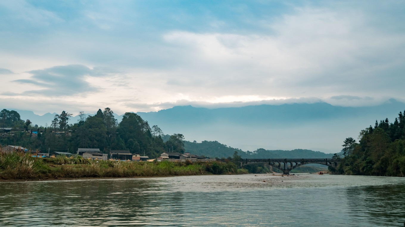 云南腾冲9月旅游攻略,云南腾冲旅游攻略秋天