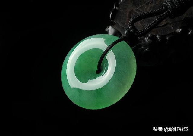 哪些翡翠不值得购买,翡翠金丝种平安扣好不好