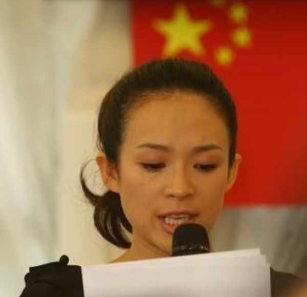 吴京汶川地震真实照片,汶川地震吴京的故事