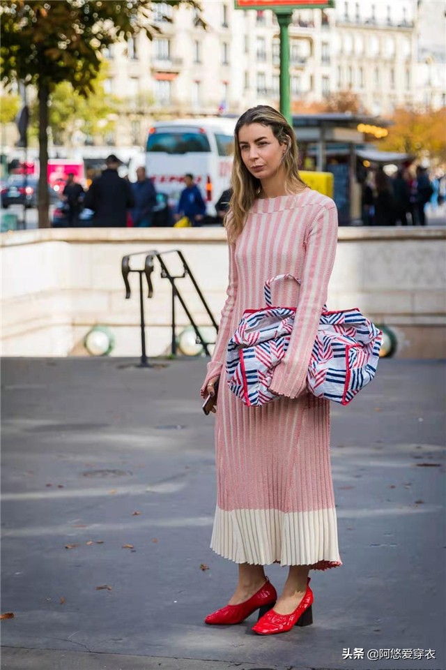 这几款裙子夏天穿洋气爆棚,夏天穿什么款式的裙子好看