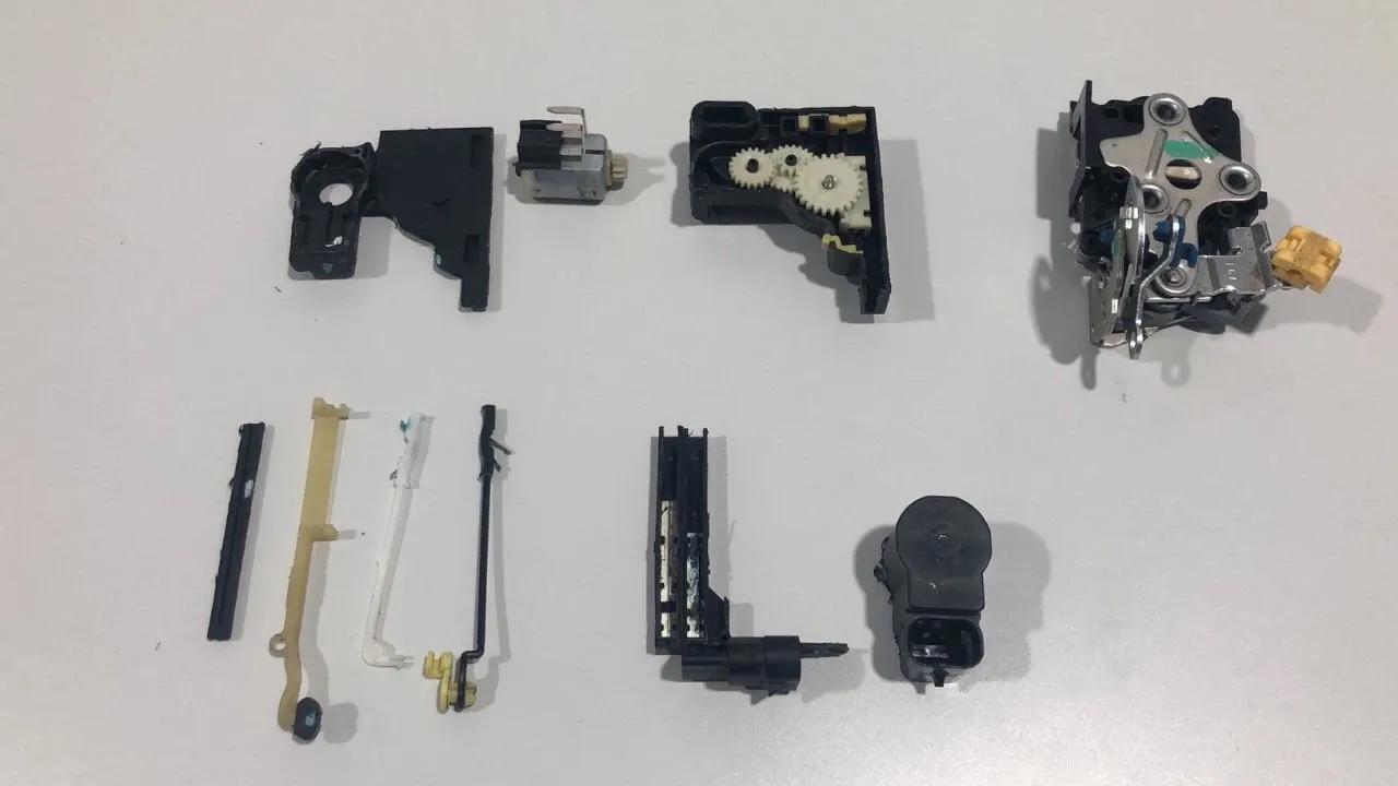 行车中车门打开的危险,行驶中门打开危险