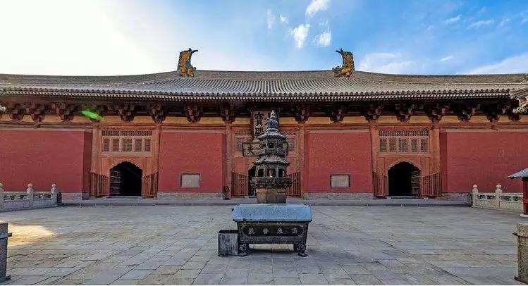 左手云冈窟,右手华严寺|李尔山评说大同佛教史