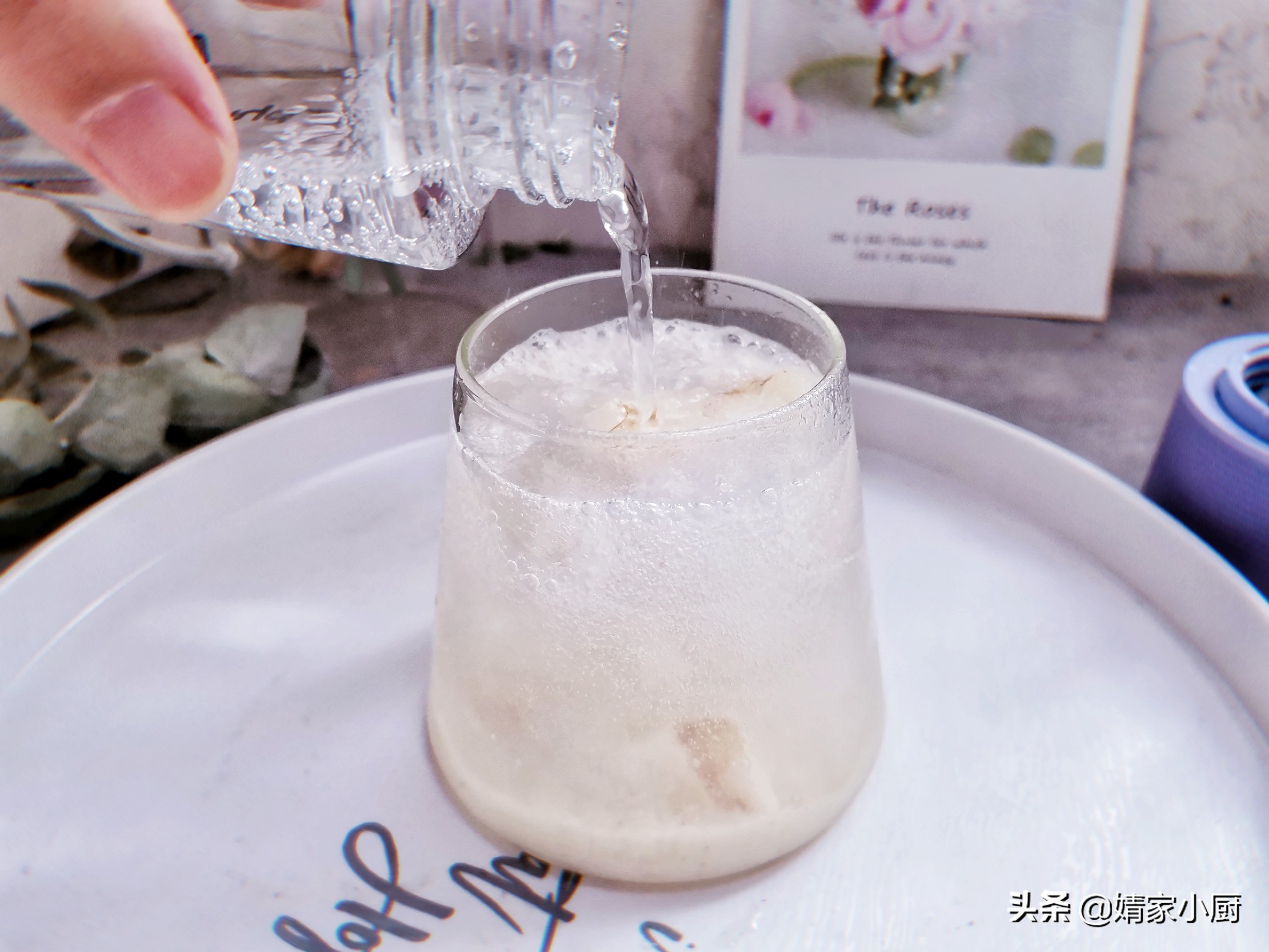 夏天自制柠檬蜂蜜气泡水,好喝又好看的蜂蜜水