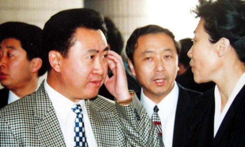 王思聪与网红孙一宁事件始末,王思聪与网红孙一宁什么关系