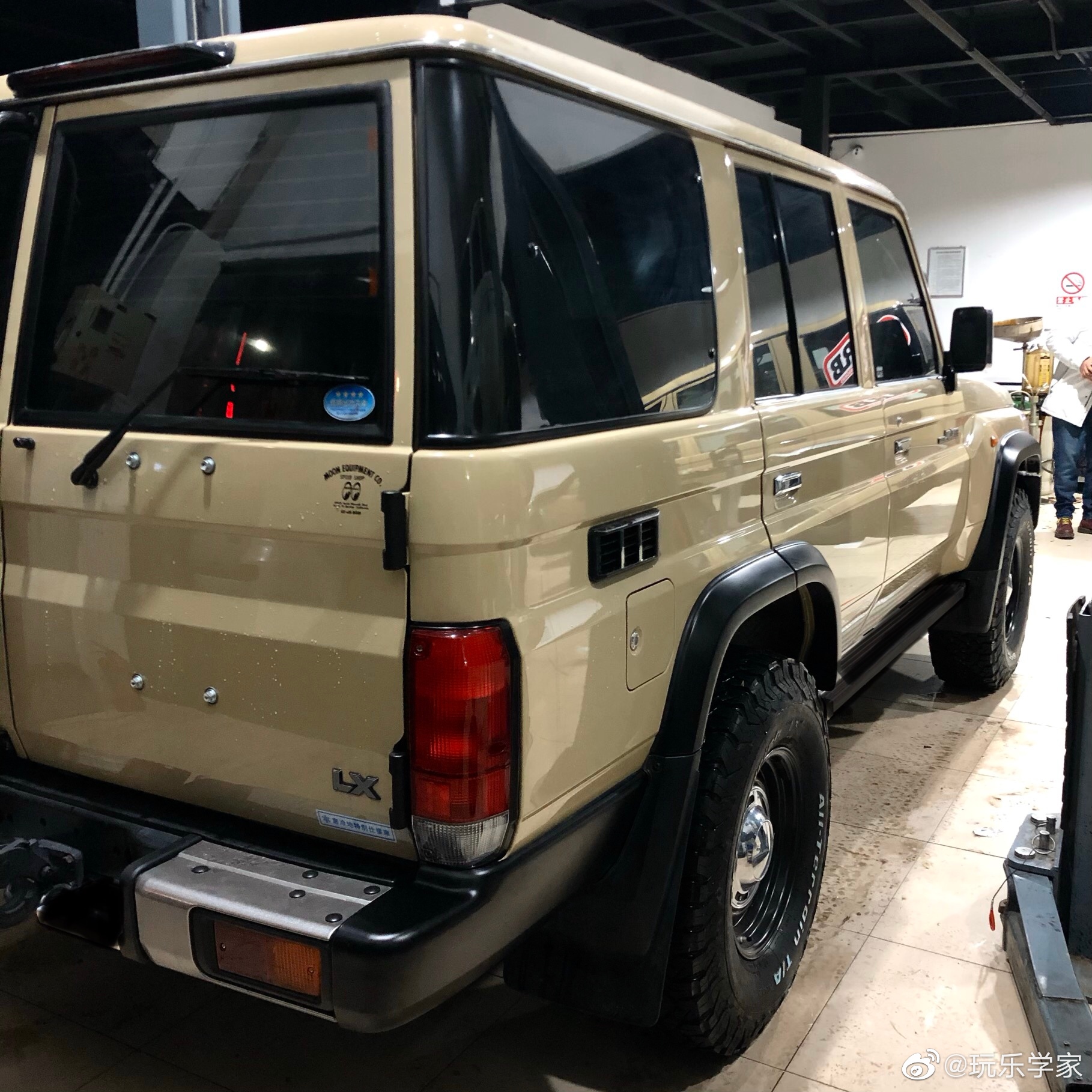 全新陆巡5.7试驾,陆巡v6版测评