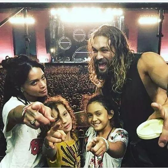 海王杰森莫玛出街,杰森莫玛海王互动