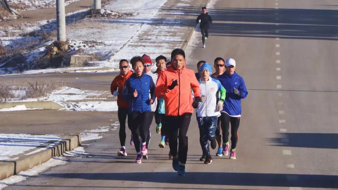 2024年重庆马拉松全马第一名选手,重庆马拉松全马2024冠军