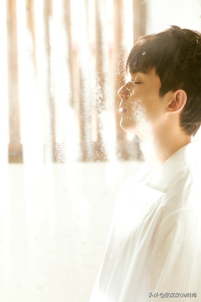 小哪吒吴磊图片 (吴磊是小哪吒吗)