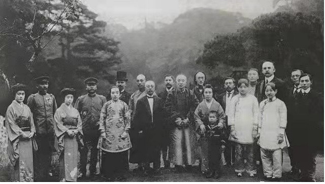 任芷芳财产,任芷芳和她的老公活了多少岁