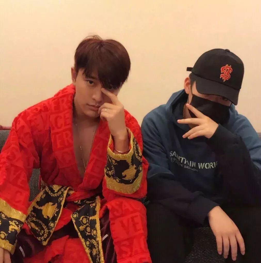 李小璐的快乐生活,李小璐离婚后越来越不羁