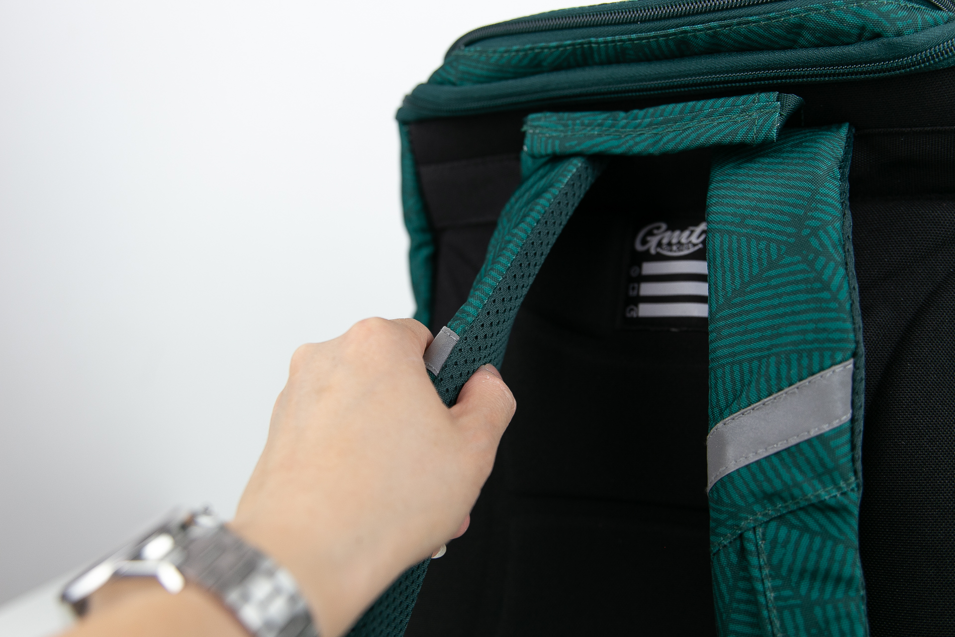 600块买个儿童书包，值不值？GMTforkids挪威小方包入手心得