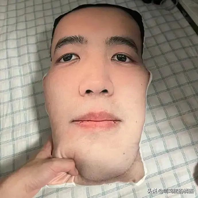 男朋友问我要不要吃东西咋回复,男朋友问我要不要吃夜宵怎么回复