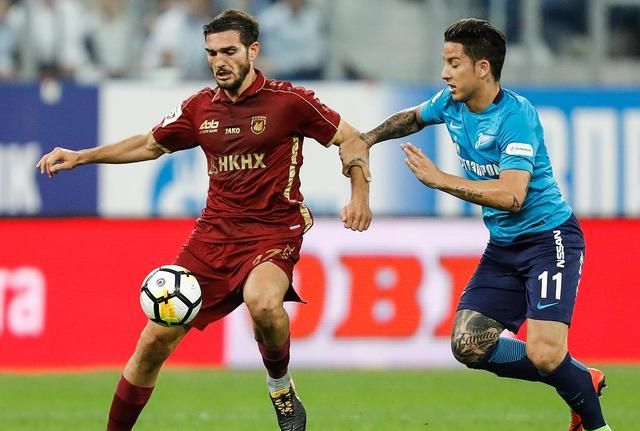 英超狼队球员为kpl总决赛助威,英超狼队赞助