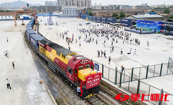 铁路作证,铁路见证时代变迁