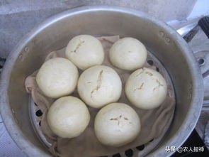 为什么蒸的馒头出锅后会裂开,出锅馒头为啥有塌的呢
