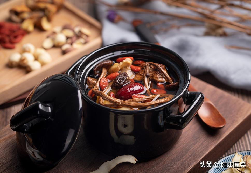 虚寒怕冷手脚冰凉苍白,阳虚怕冷脾胃虚弱会免疫力下降吗