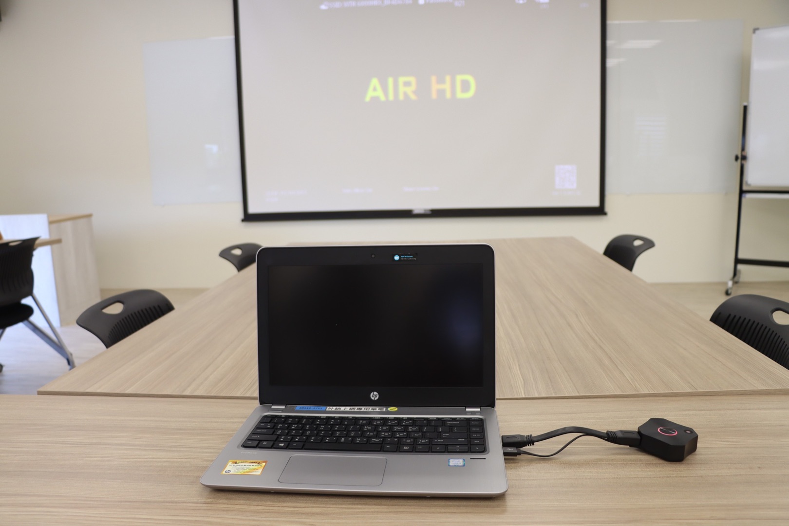 没有hdmi的投影仪怎么连接屏幕,投影仪可以不用hdmi线无线连接吗