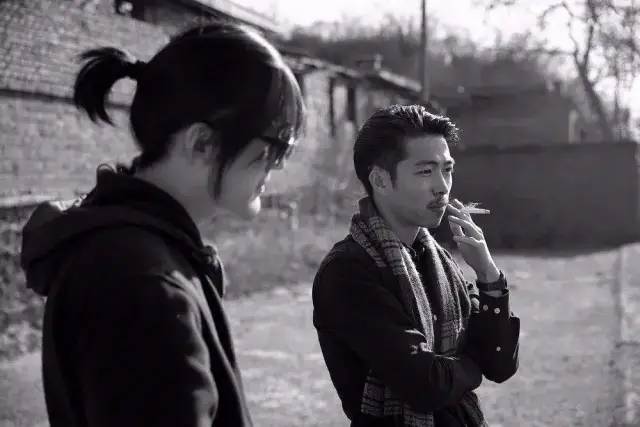 李雪健张译的“清醒”，撕开了多少明星的遮羞布？