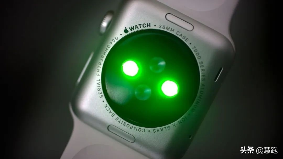 新手跑步戴哪款运动手表好,跑步手表推荐一款性价比低