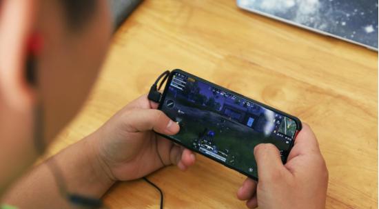 playez游戏耳机,听声辨位游戏在手机上玩