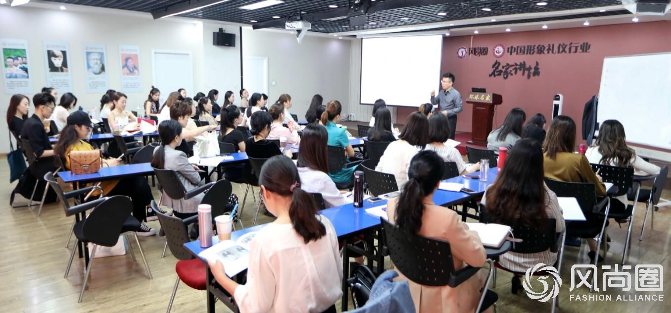 礼仪培训师好找工作吗,礼仪培训师资格证怎么考