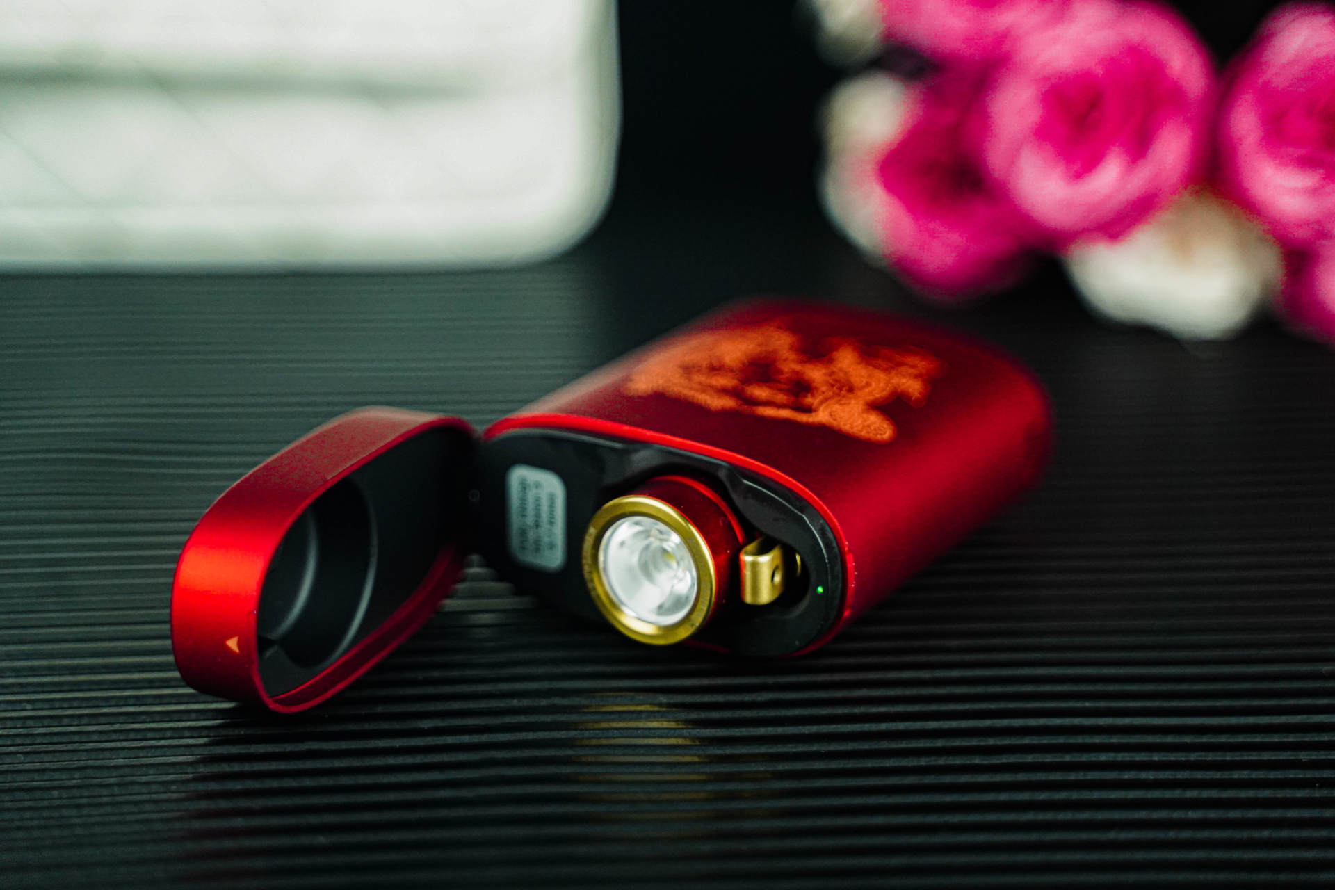 傲雷指挥家3手电银色款,傲雷指挥家手电测评